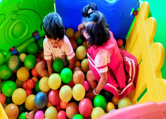 Children enjoying activities in Smartkidz classroom
