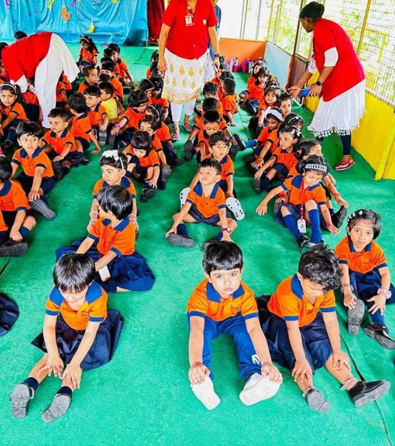 SmartKidz International School play